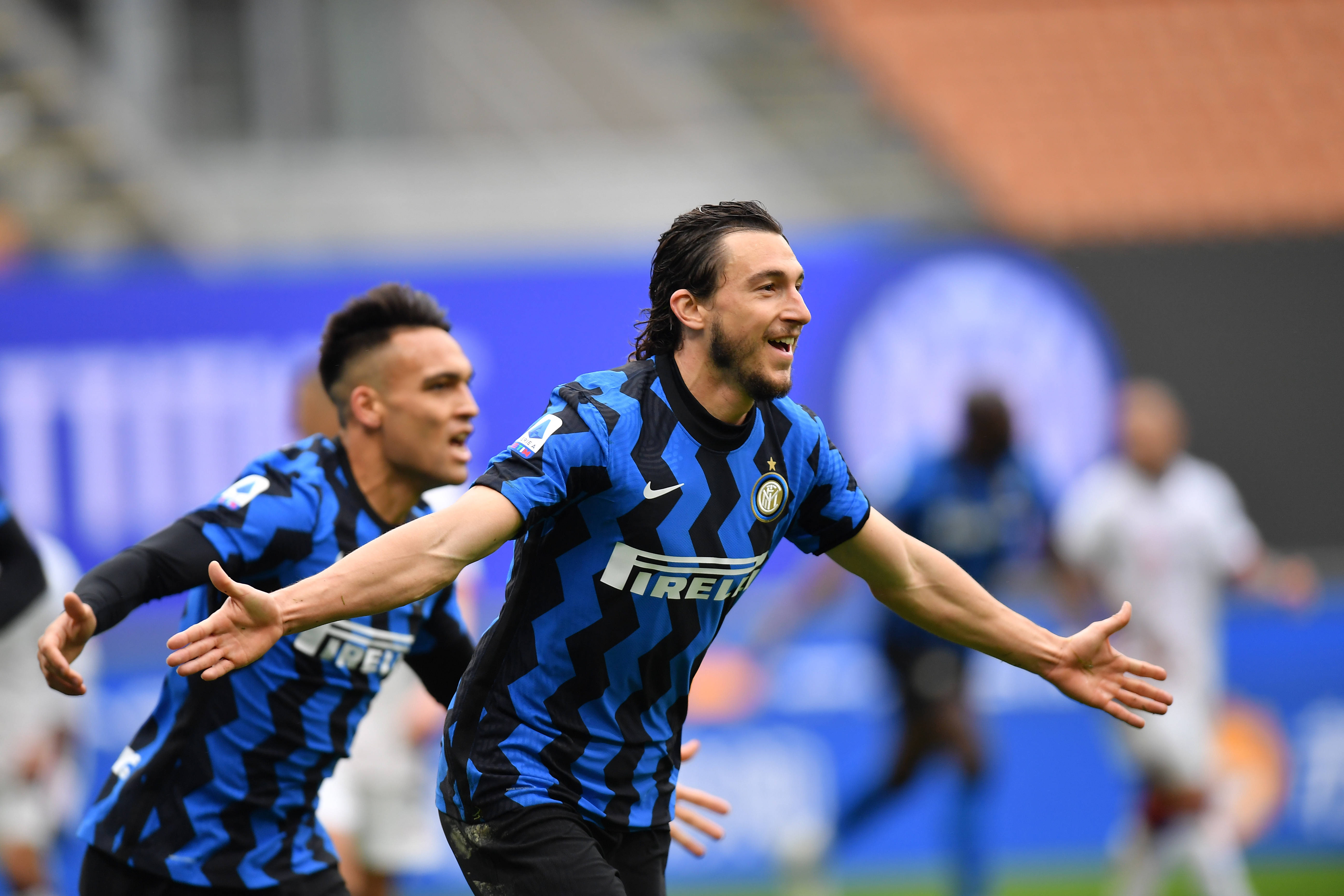 久诚缺席DYG海报引争议，他和DYG是否仍互相需要