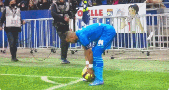 RGE战队上单选手呼吁更多的英雄联盟世界性赛事