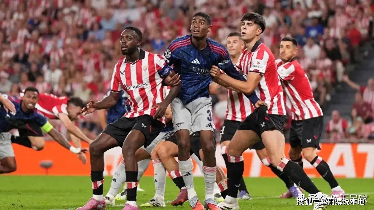 rookie 转述了 KaKAO 对 Puff 的话：“Xiaocaobao 说得太少，辅助不能玩 Leona。